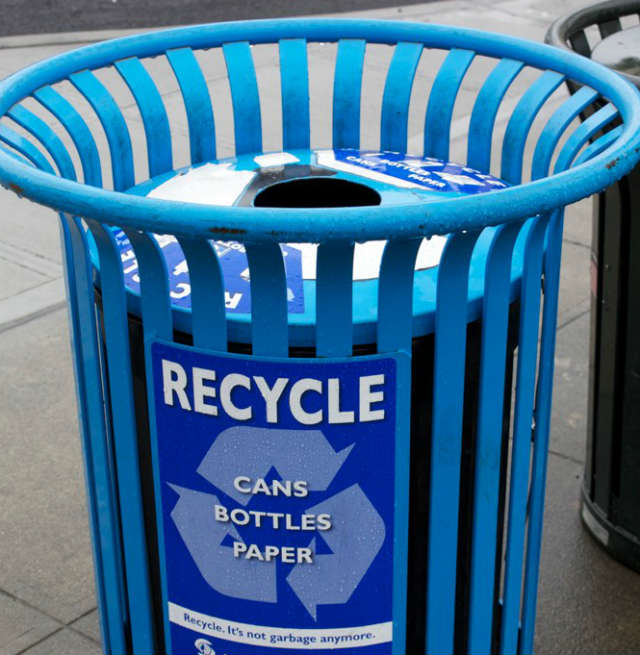 single stream recycling can